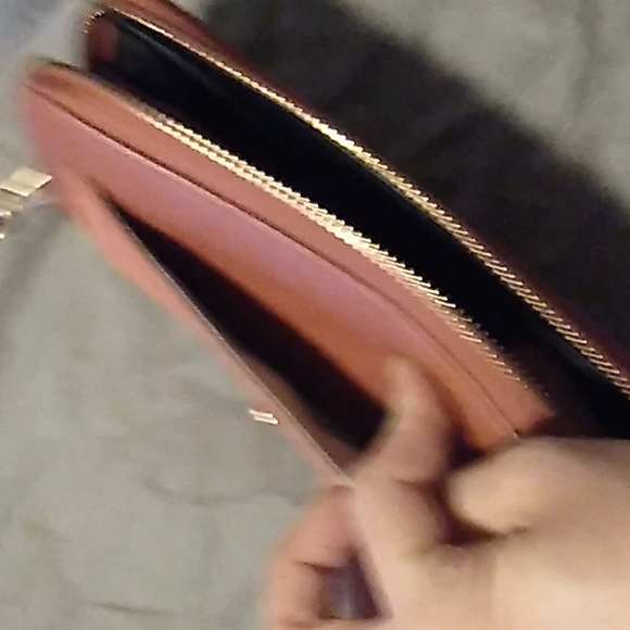 Wallet - Picture 4 of 4